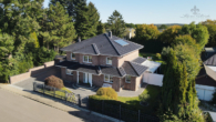 seitenansicht - Villa im Zentrum von Hittfeld