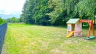 spielwiese für alle mieter - Moderne Erdgeschoss Wohnung mit Terrasse und Gartenanteil