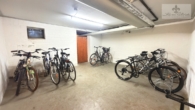 fahradkeller (gemeinschaftlich) - Modernisierte 2-Zimmer-Wohnung mit Loggia & Garage und Aufzug zentral in Meckelfeld