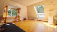 og loft - Einfamilienhaus im Dornröschenschlaf nahe der Fischbeker Heide – Neubau oder Sanierung?