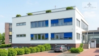 parkplätze hinter dem bürogebäude - Attraktives Büro (optional zwei) mit Konferenzraum und Personenaufzug Gewerbegebiet II in Buchhholz