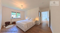 schlafzimmer (3) (ki) - Weite, Ruhe & Design: Moderner Winkelbungalow in Rosengarten mit Kamin, Gartenidylle & Hamburg-Nähe