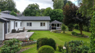 bild - Weite, Ruhe & Design: Moderner Winkelbungalow in Rosengarten mit Kamin, Gartenidylle & Hamburg-Nähe