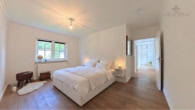 schlafzimmer (3 ki) - Weite, Ruhe & Design: Moderner Winkelbungalow in Rosengarten mit Kamin, Gartenidylle & Hamburg-Nähe