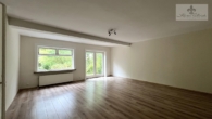 wohnzimmer - Charmante Doppelhaushälfte mit Altbauflair und Terrasse in Seevetal-Maschen