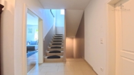 diele eg - Rosengarten Ehestorf! Architekten Villa vor Hamburg in Hanglage mit Spa-Flair & Dachterrasse