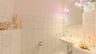 gäste wc (1) - Über den Dächern von Meckelfeld mit Balkon, Aufzug und TG-Stellplatz