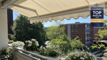 Über den Dächern von Meckelfeld mit Balkon, Aufzug und TG-Stellplatz, 21217 Seevetal, Dachgeschosswohnung